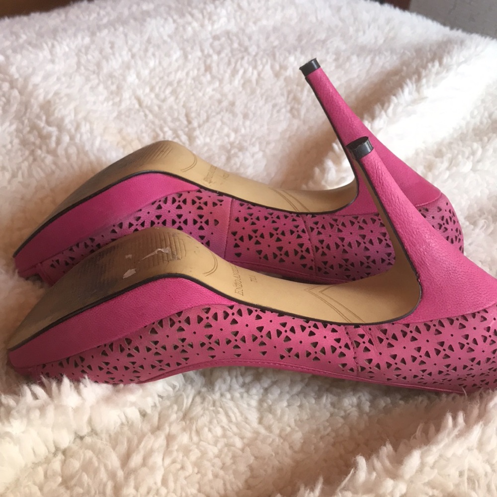 Enzo Angiolini size 7.5 pink cut out peep toe heels - Picture 6 of 6